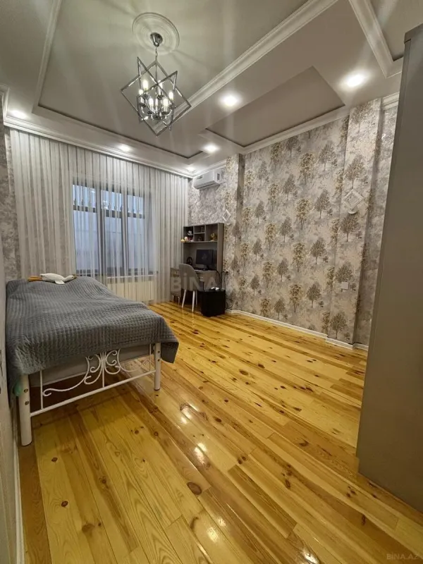 Satılır 6 otaqlı həyət evi 226 m²