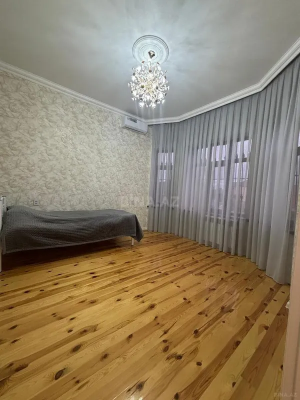 Satılır 6 otaqlı həyət evi 226 m²