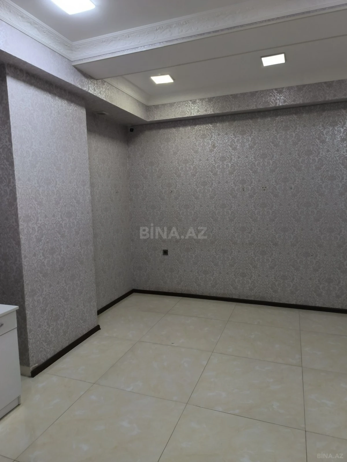 Kirayə verilir obyekt 65 m²