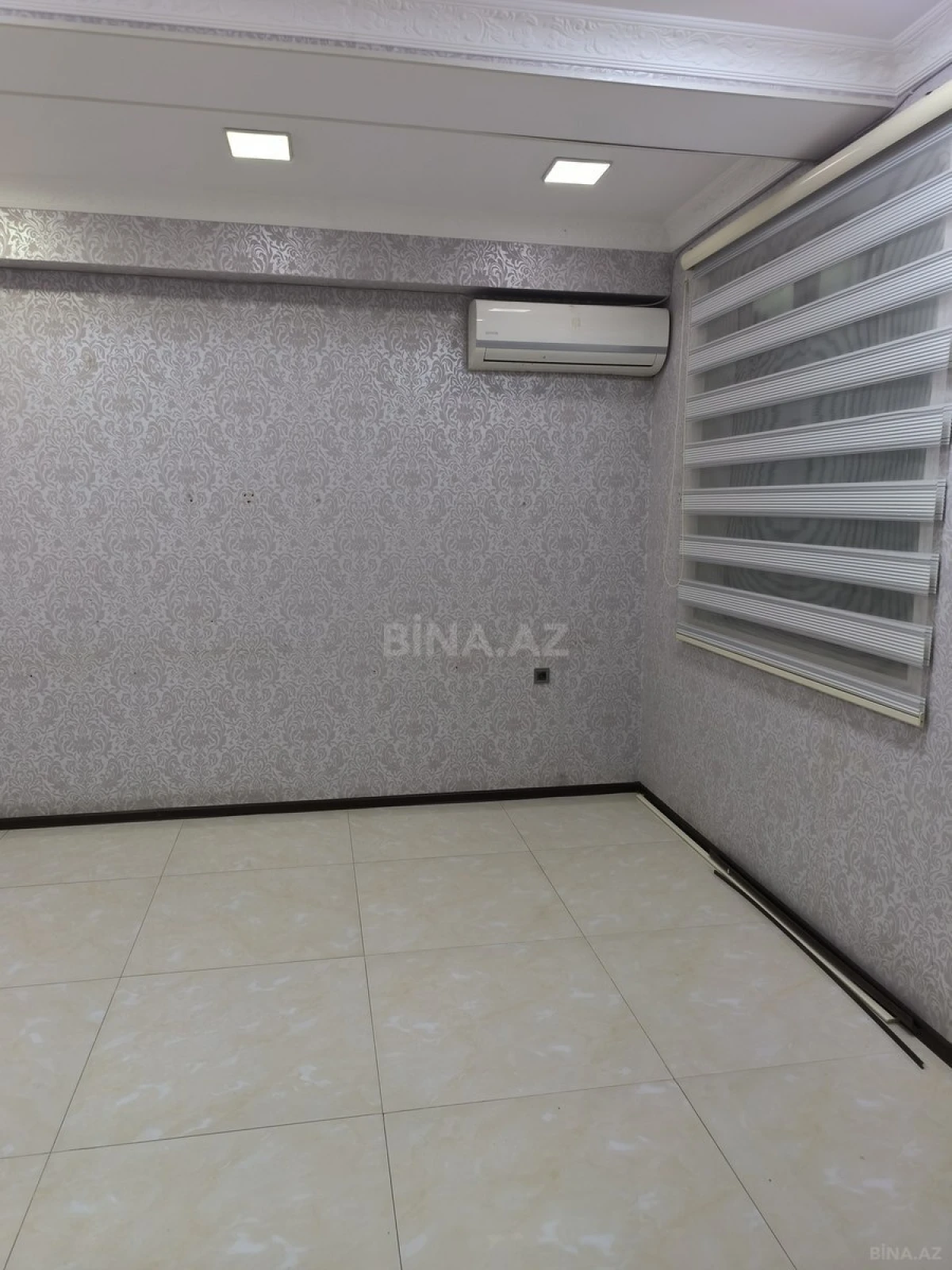 Kirayə verilir obyekt 65 m²