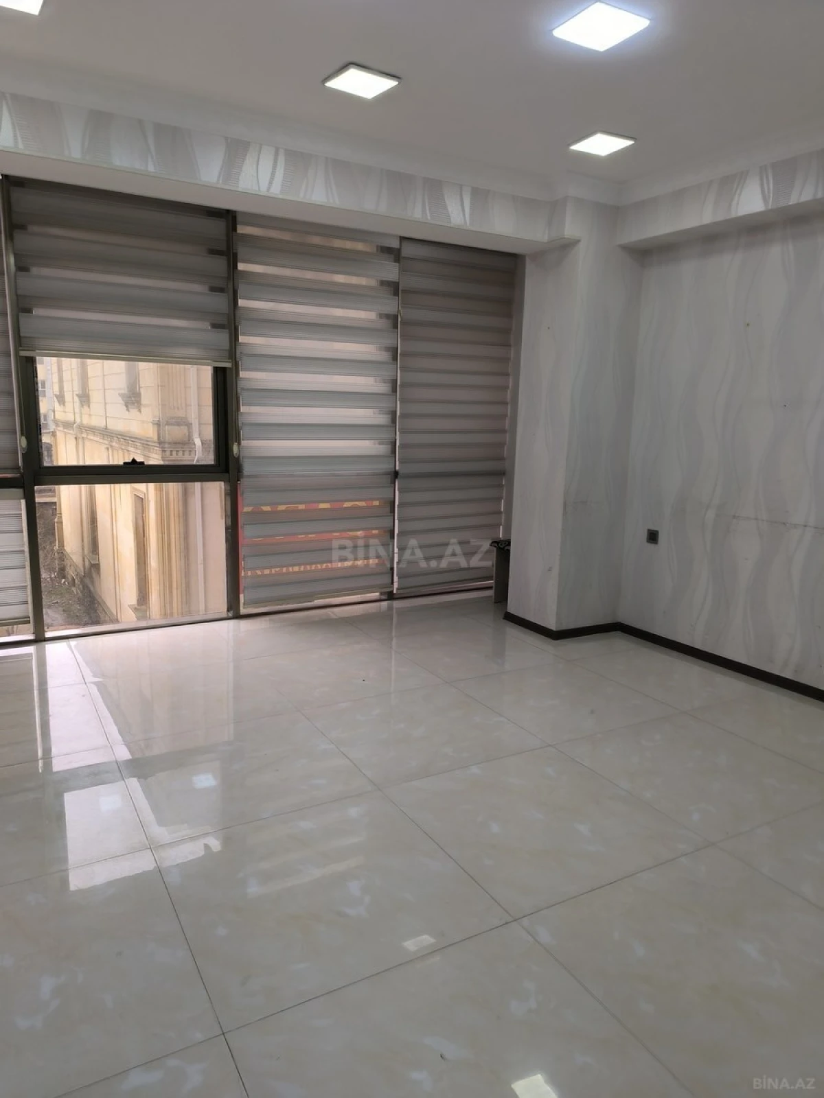 Kirayə verilir obyekt 65 m²