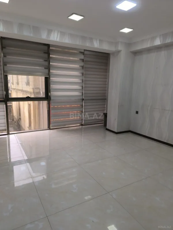 Kirayə verilir obyekt 65 m²