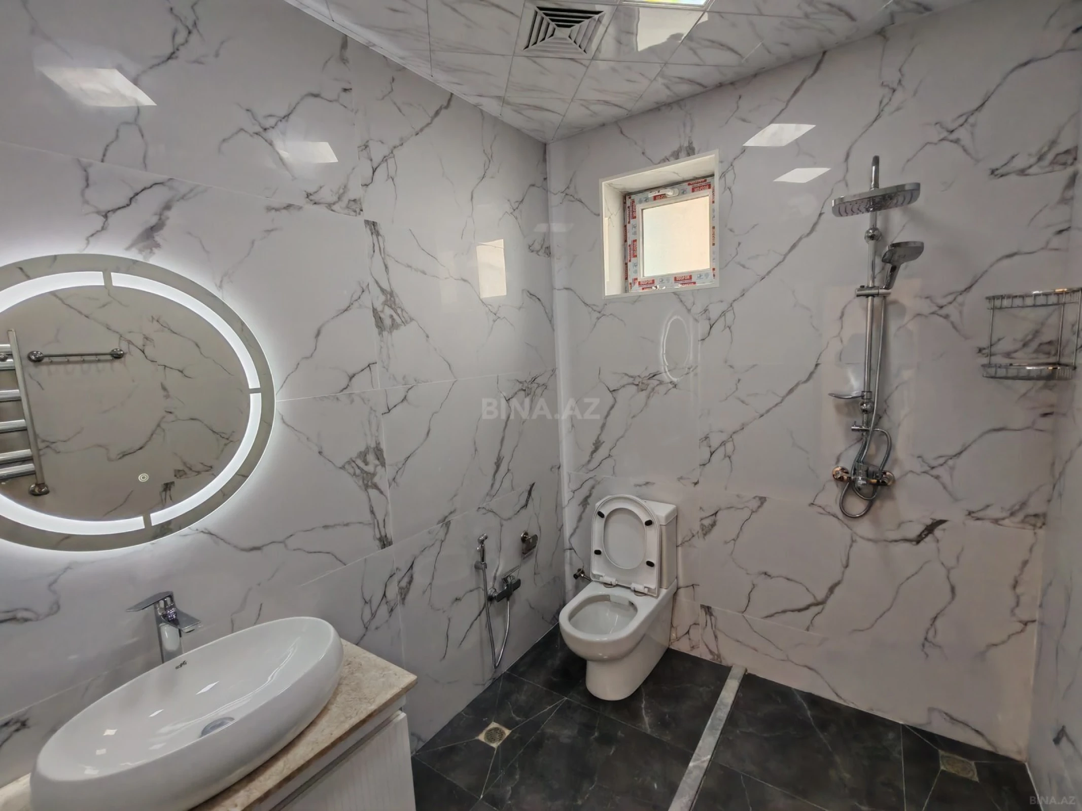 Satılır 4 otaqlı həyət evi 120 m²