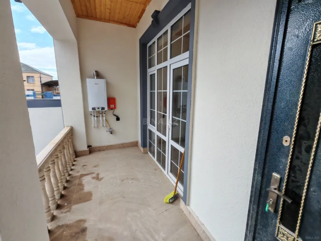 Satılır 4 otaqlı həyət evi 120 m²