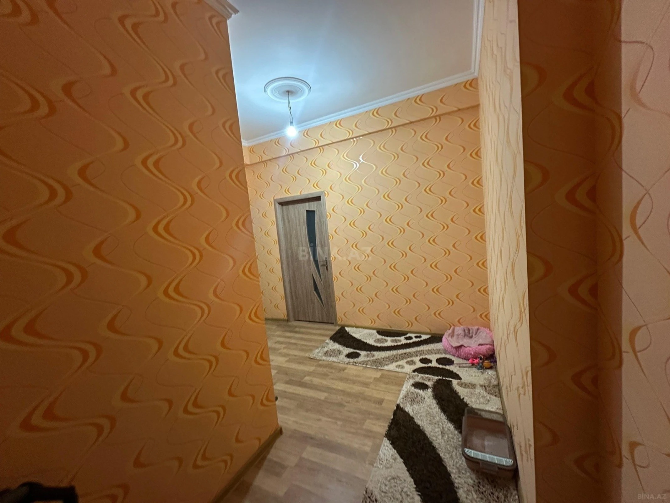 Satılır 2 otaqlı mənzil 55 m²
