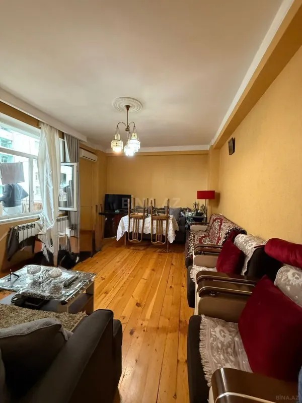 Satılır 2 otaqlı mənzil 64 m²