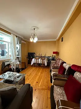Satılır 2 otaqlı mənzil 64 m²