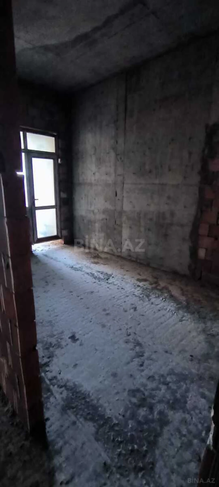 Satılır 3 otaqlı mənzil 140 m²