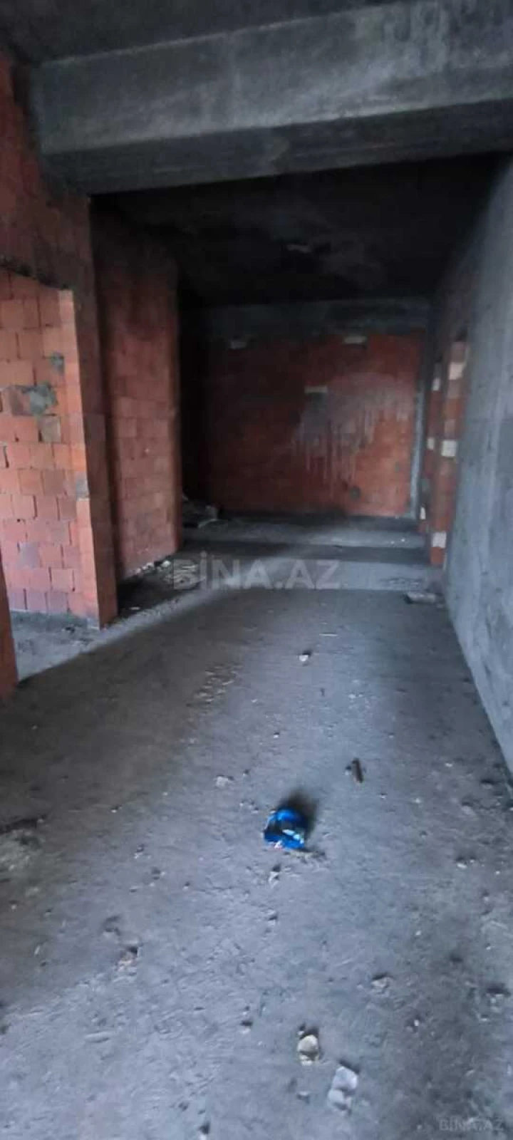 Satılır 3 otaqlı mənzil 140 m²