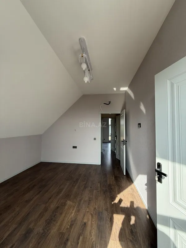 Satılır 4 otaqlı həyət evi 105 m²