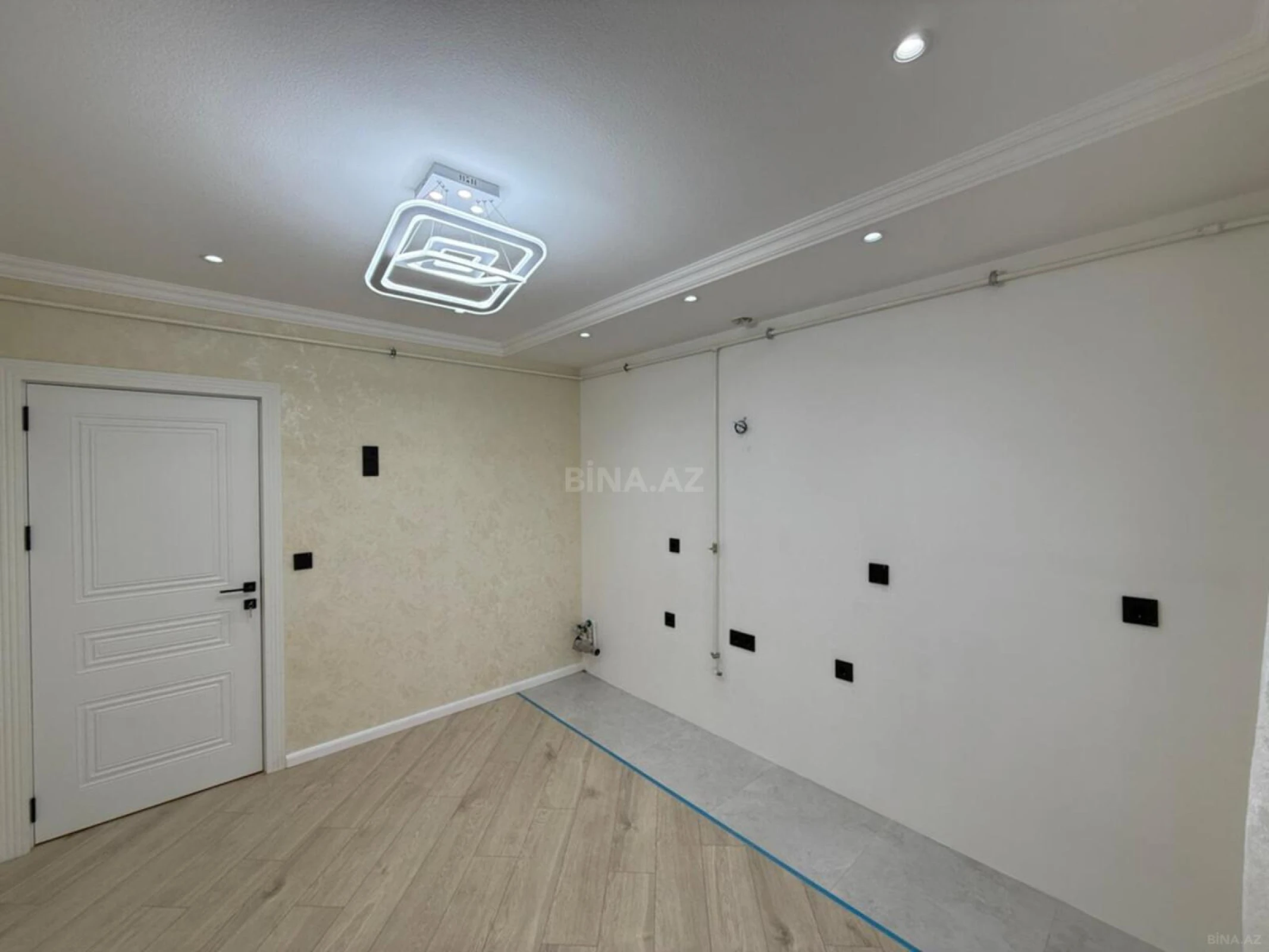 Satılır 2 otaqlı mənzil 60 m²