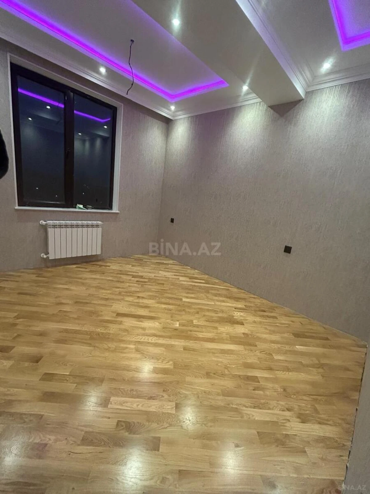 Satılır 3 otaqlı mənzil 112 m²