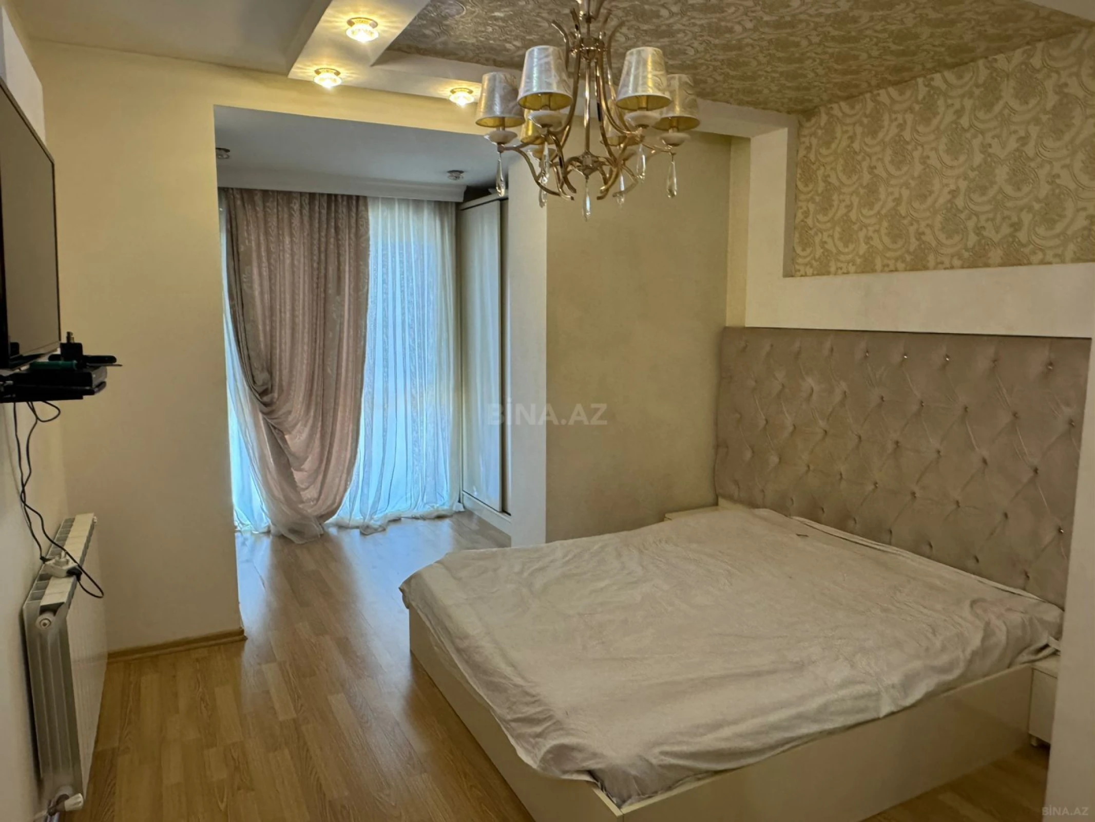 Kirayə verilir 4 otaqlı mənzil 110 m²