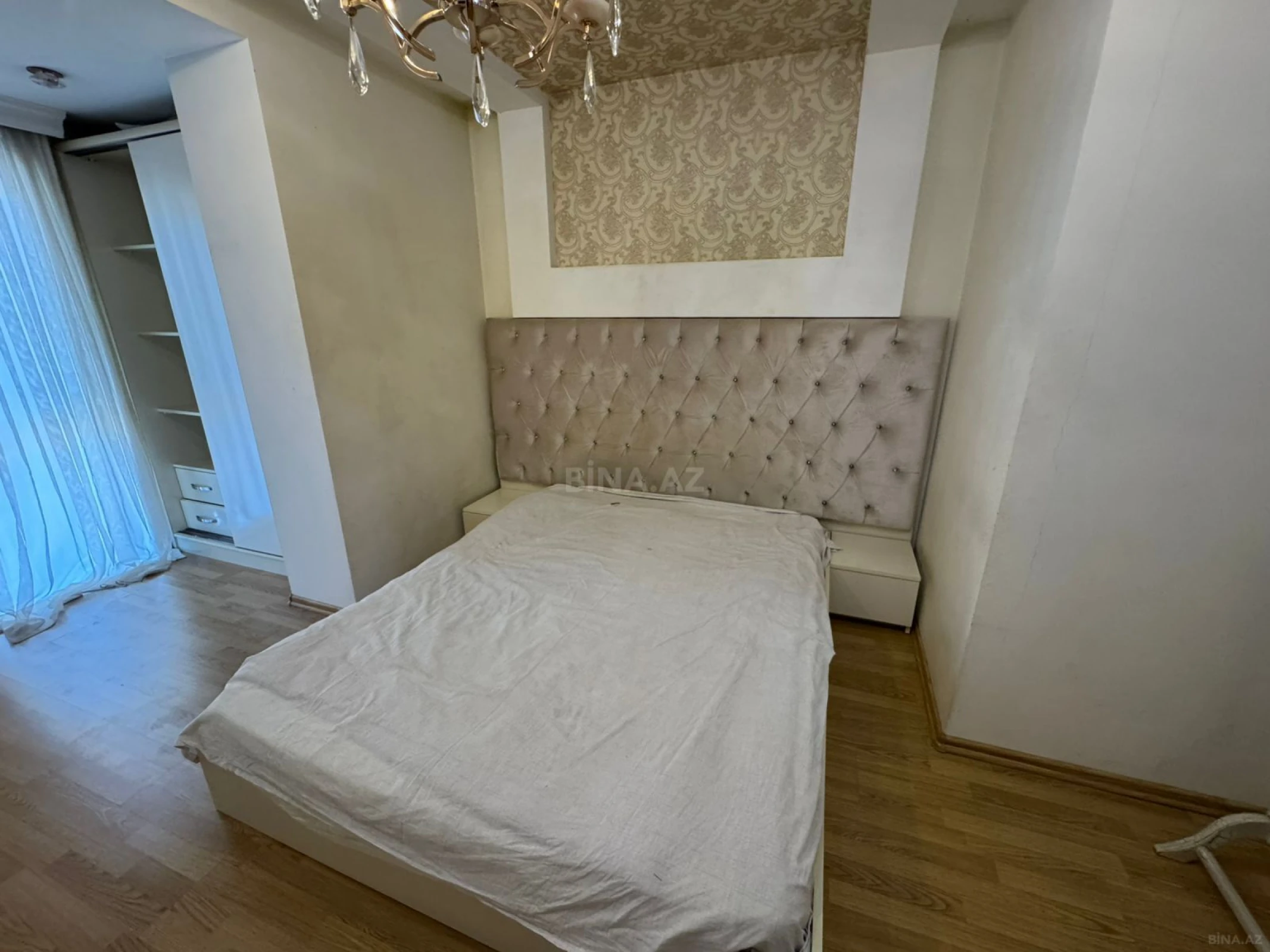 Kirayə verilir 4 otaqlı mənzil 110 m²