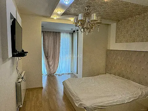 Kirayə verilir 4 otaqlı mənzil 110 m²