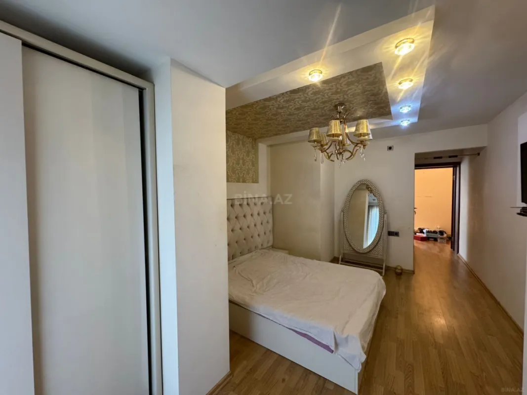 Kirayə verilir 4 otaqlı mənzil 110 m²