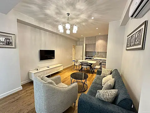 Kirayə verilir 2 otaqlı mənzil 65 m²