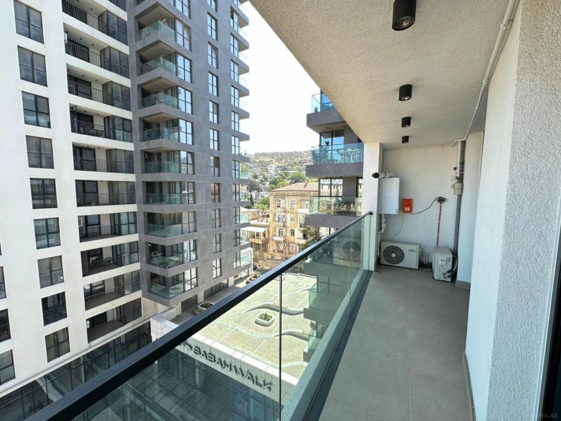 Kirayə verilir 2 otaqlı mənzil 65 m²