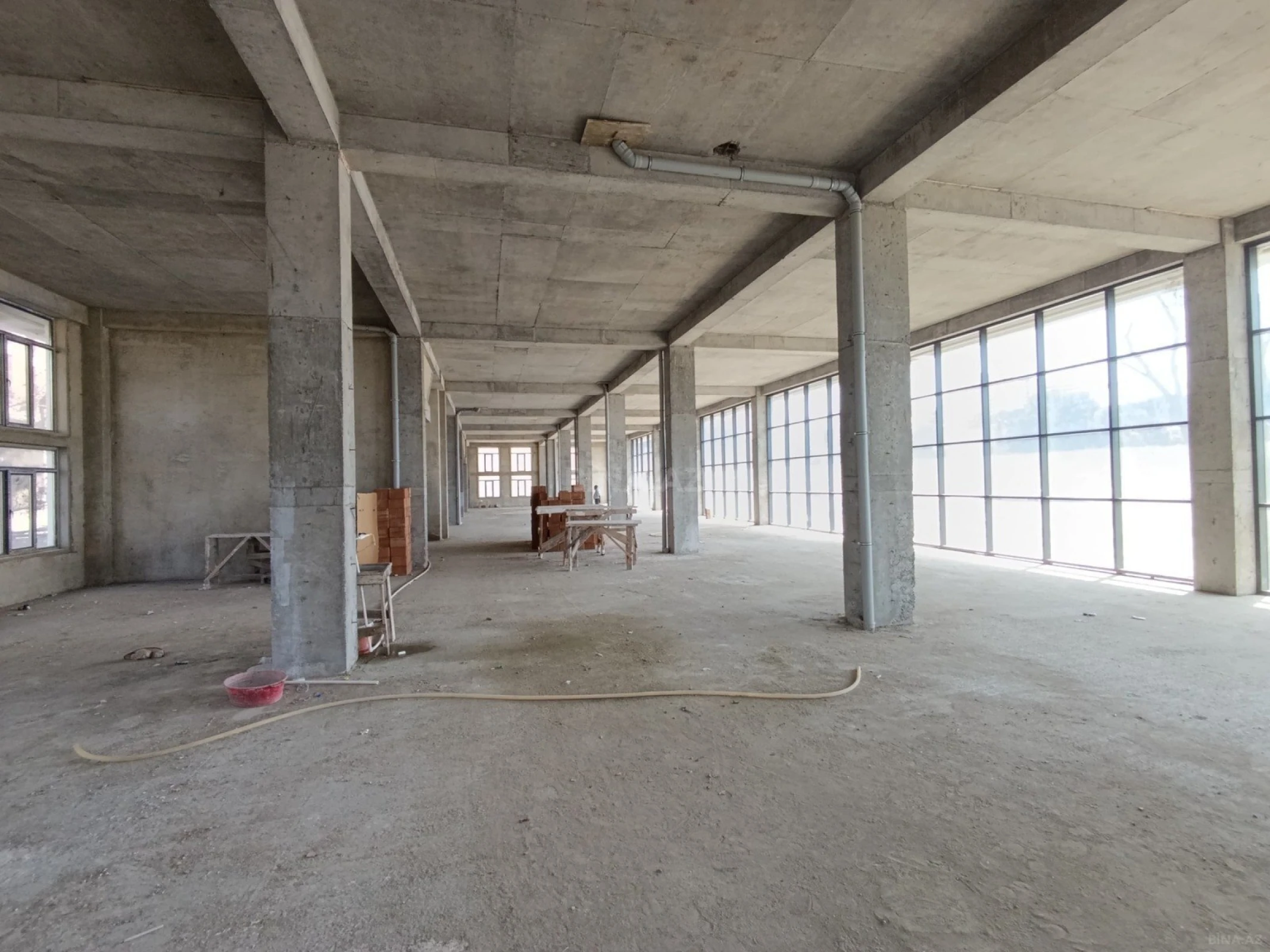 Satılır obyekt 500 m²