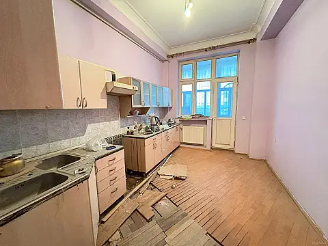 Satılır 3 otaqlı mənzil 100 m²