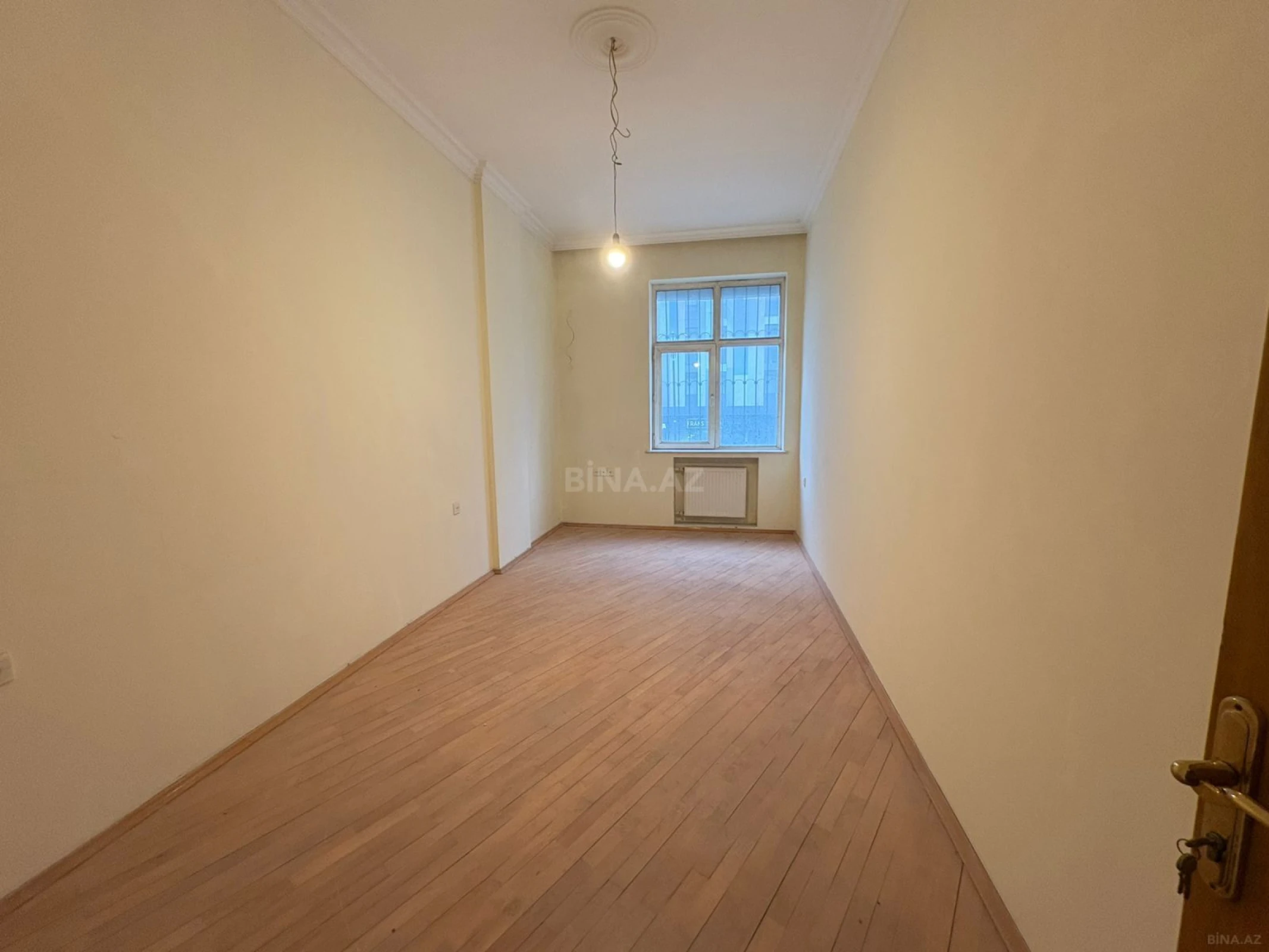 Satılır 3 otaqlı mənzil 100 m²