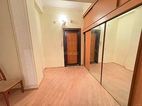 Satılır 3 otaqlı mənzil 100 m²