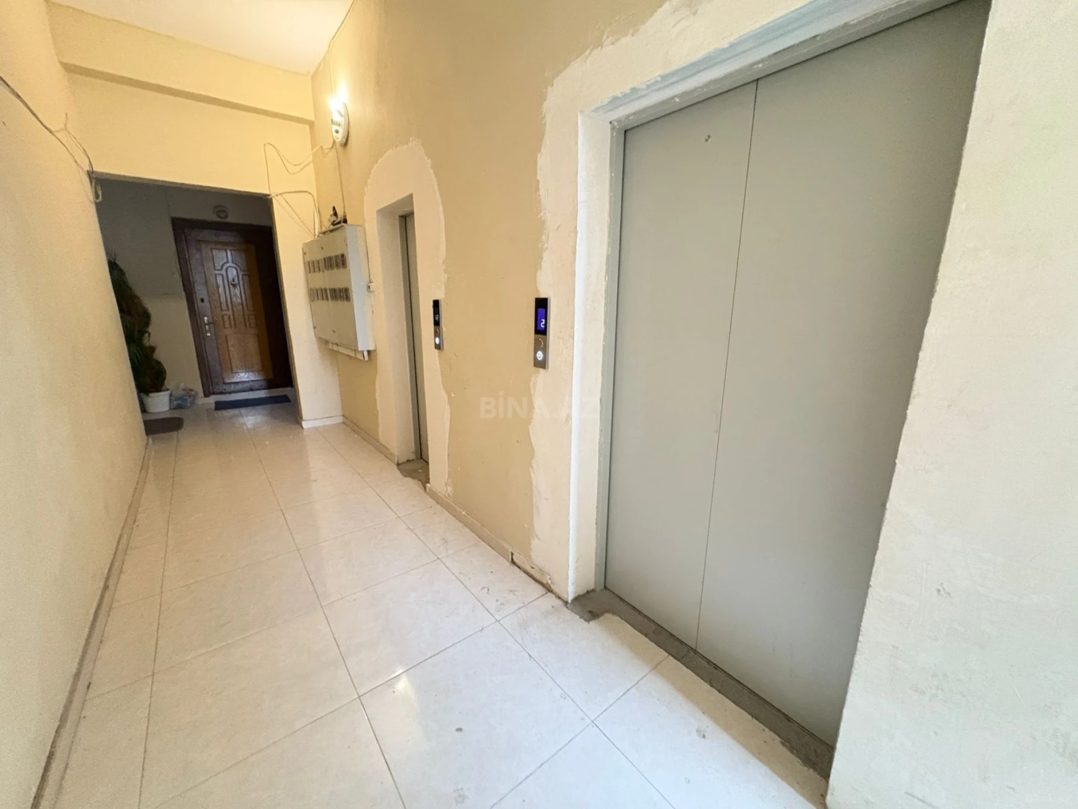 Satılır 3 otaqlı mənzil 100 m²