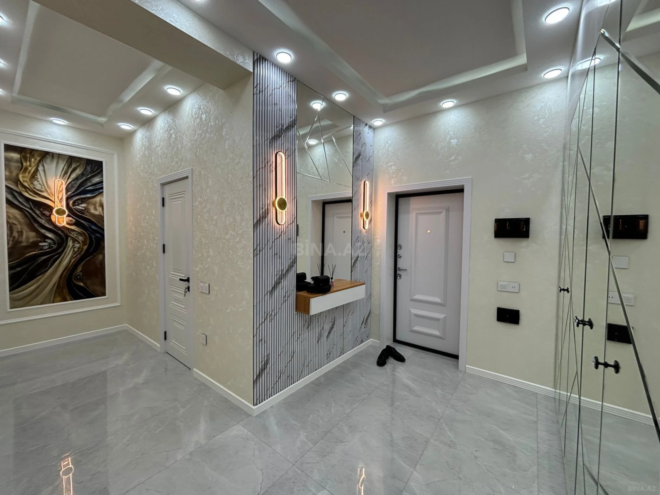 Satılır 3 otaqlı mənzil 95 m²