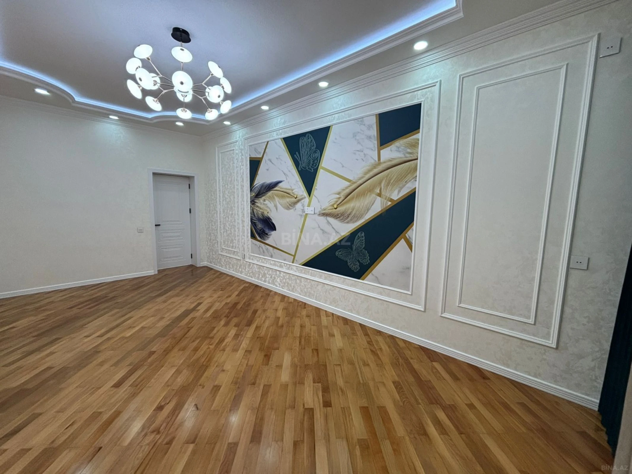 Satılır 3 otaqlı mənzil 95 m²
