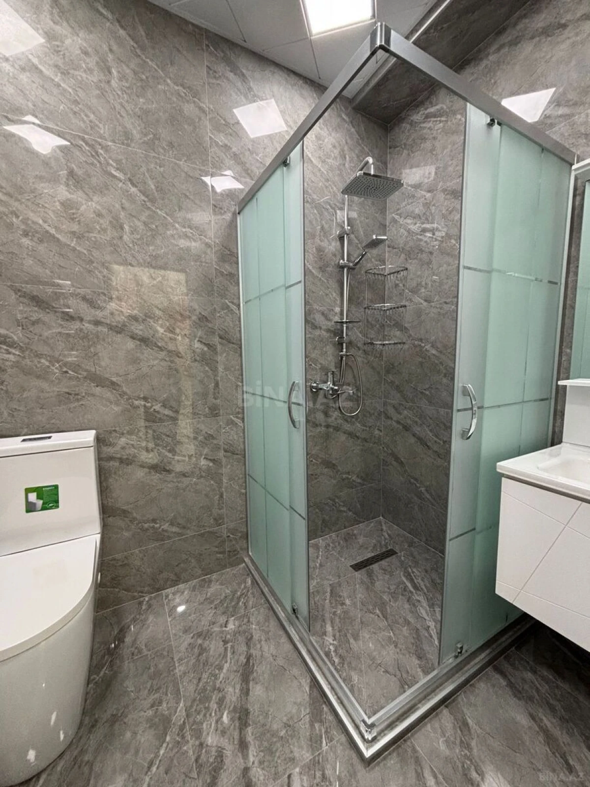 Satılır 3 otaqlı mənzil 95 m²