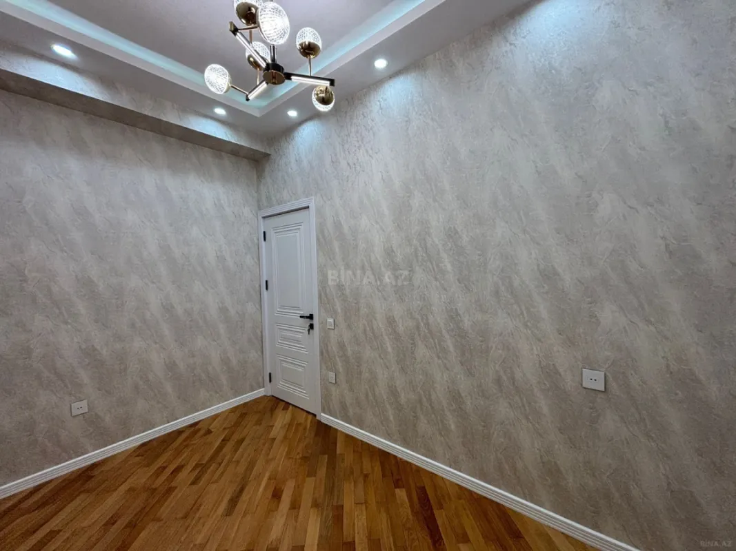 Satılır 3 otaqlı mənzil 95 m²