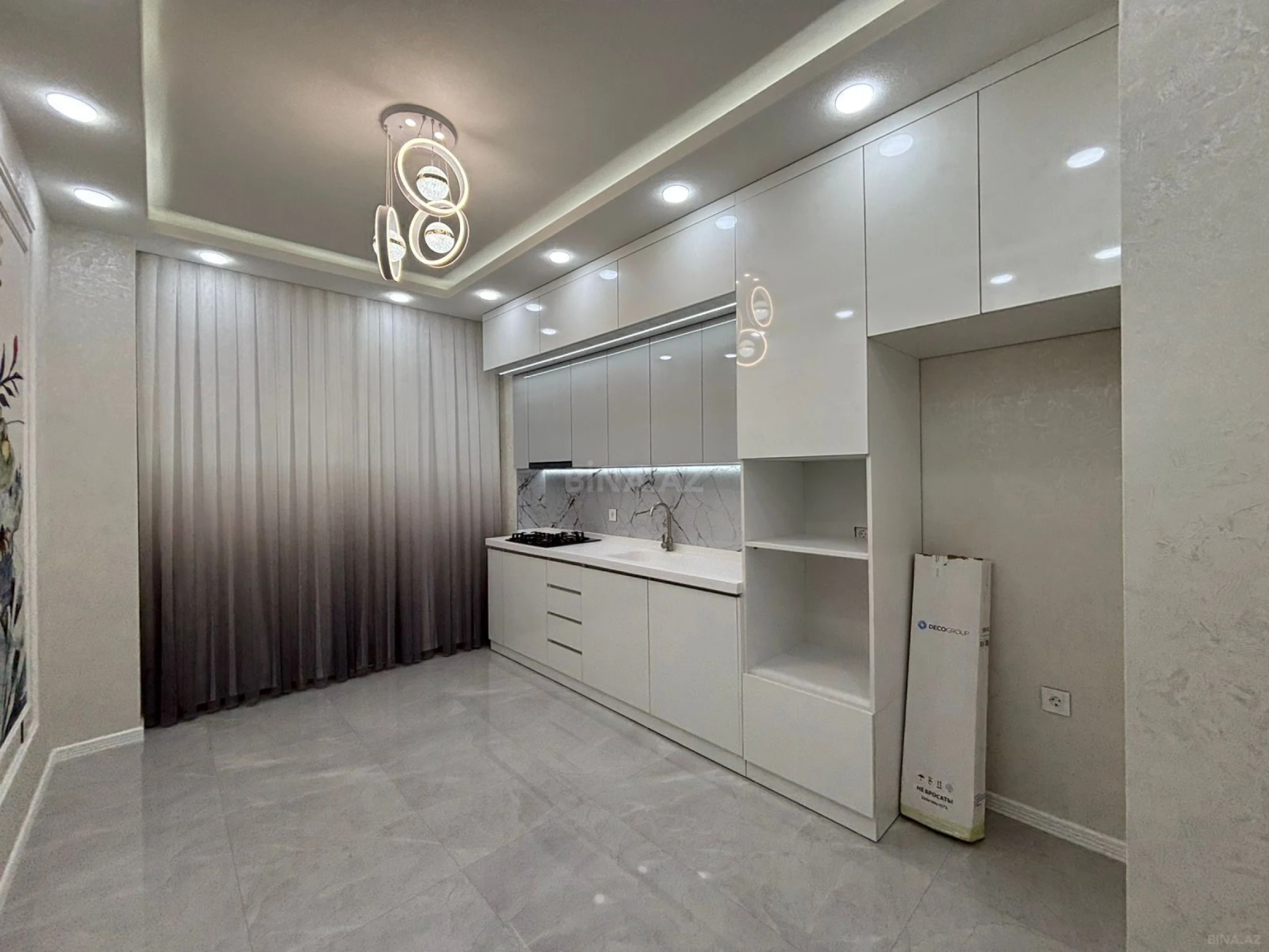 Satılır 3 otaqlı mənzil 95 m²