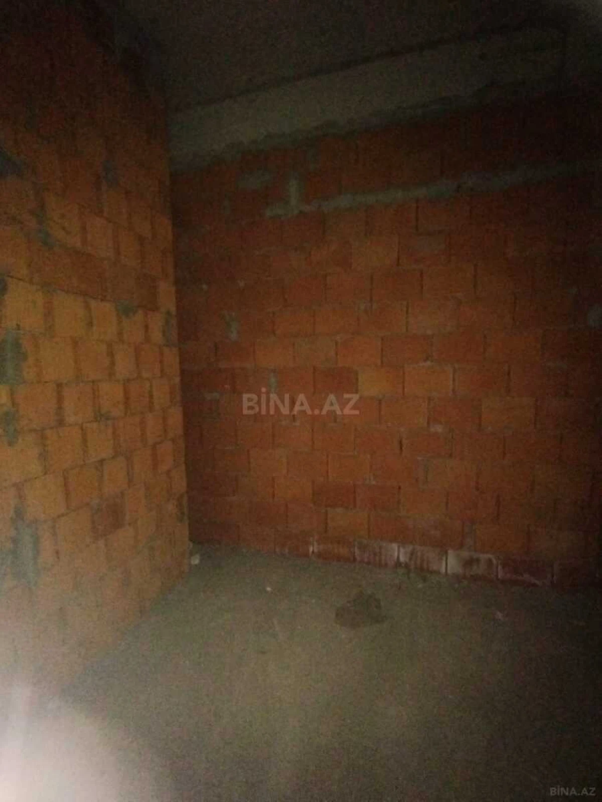 Satılır 3 otaqlı mənzil 113 m²