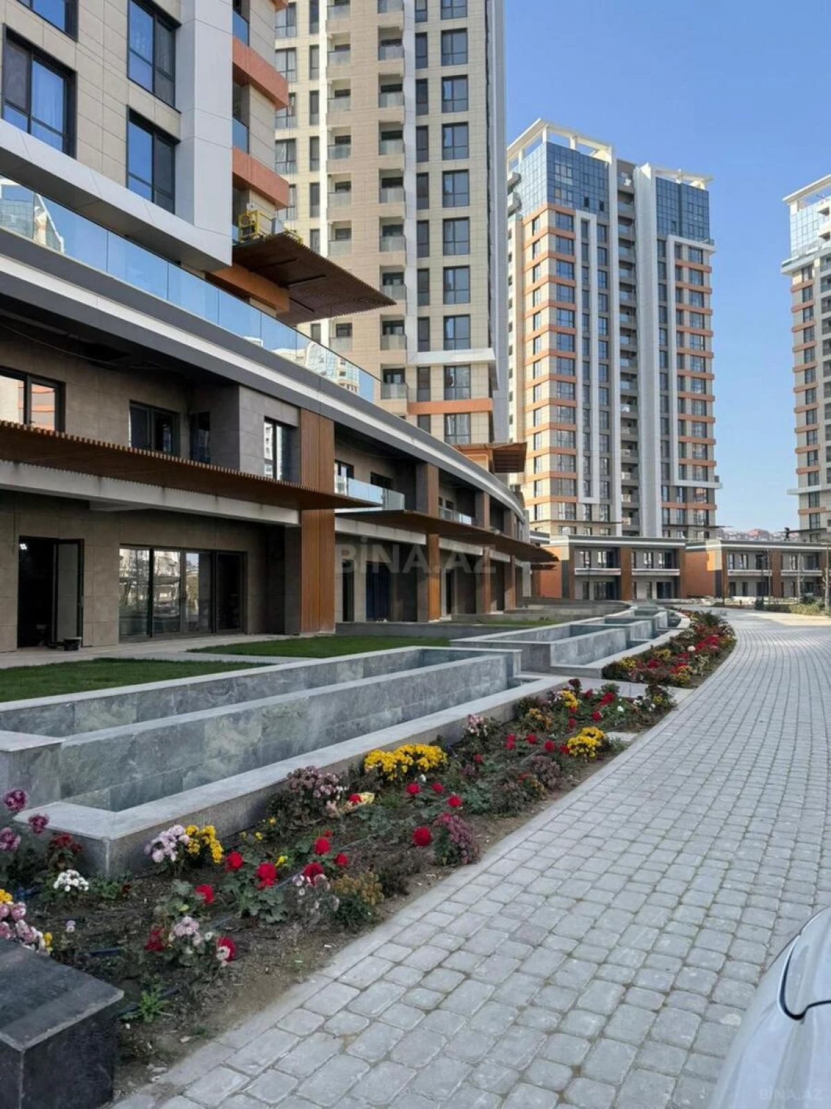 Kirayə verilir 3 otaqlı mənzil 74 m²