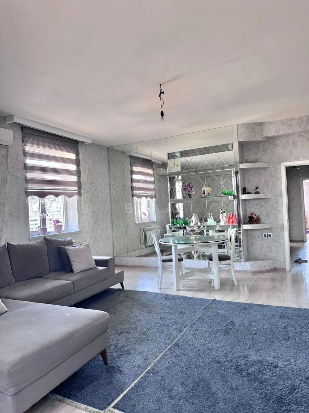 Kirayə verilir 3 otaqlı mənzil 120 m²