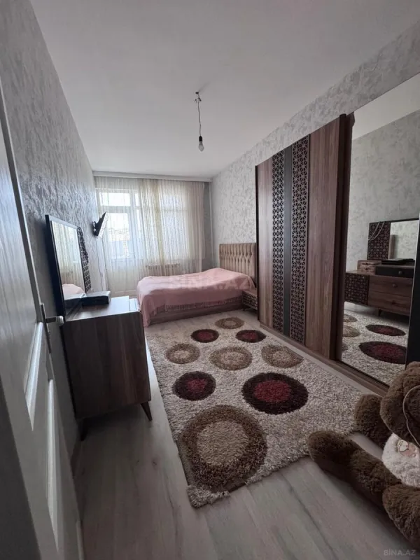 Kirayə verilir 3 otaqlı mənzil 120 m²