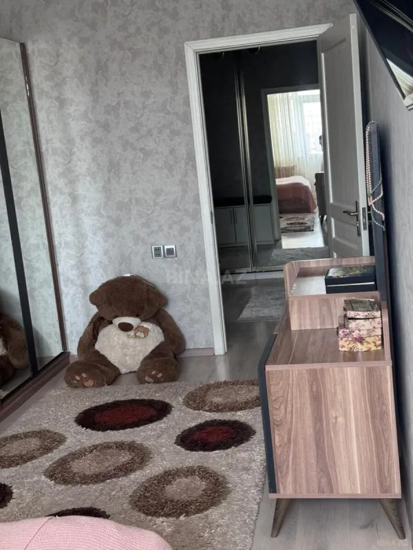 Kirayə verilir 3 otaqlı mənzil 120 m²