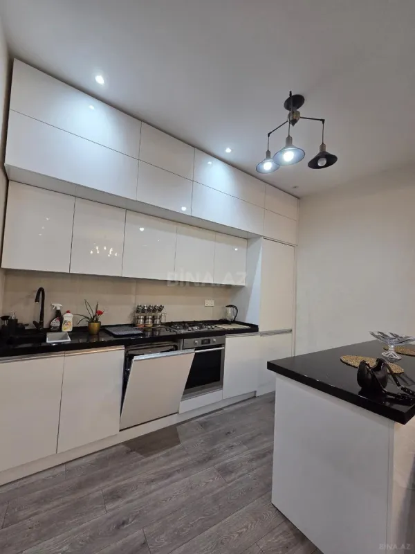 Kirayə verilir 3 otaqlı mənzil 110 m²