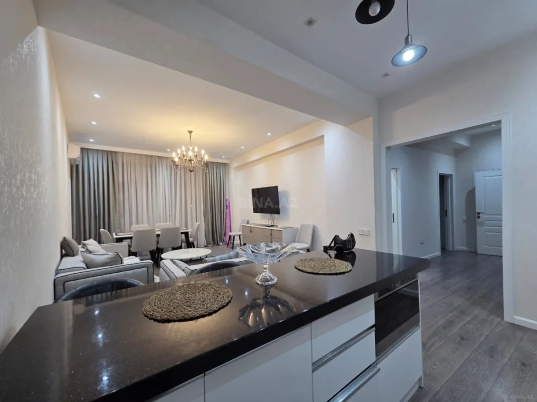 Kirayə verilir 3 otaqlı mənzil 110 m²