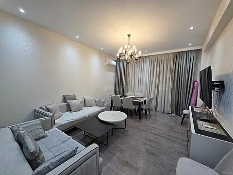 Kirayə verilir 3 otaqlı mənzil 110 m²