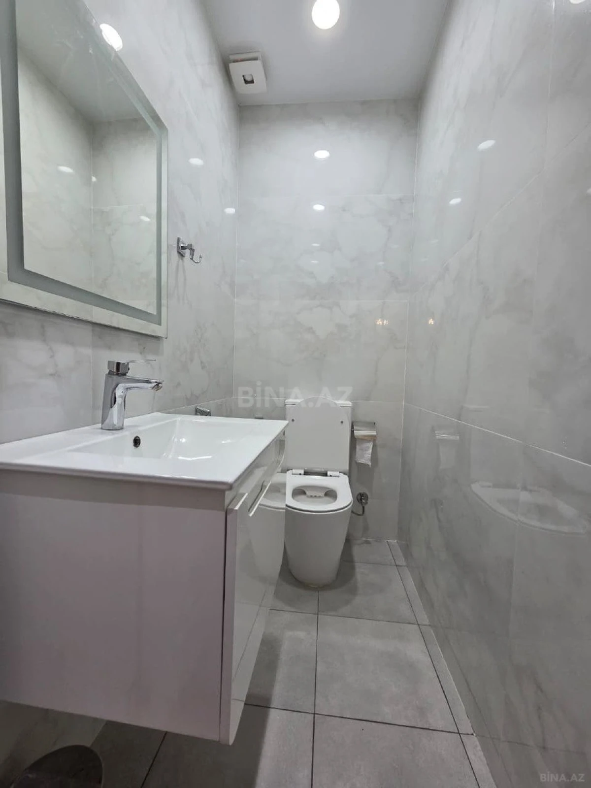 Kirayə verilir 3 otaqlı mənzil 110 m²