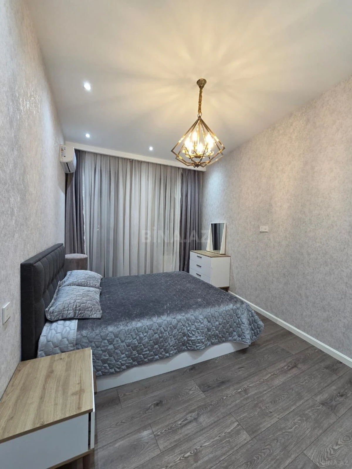 Kirayə verilir 3 otaqlı mənzil 110 m²