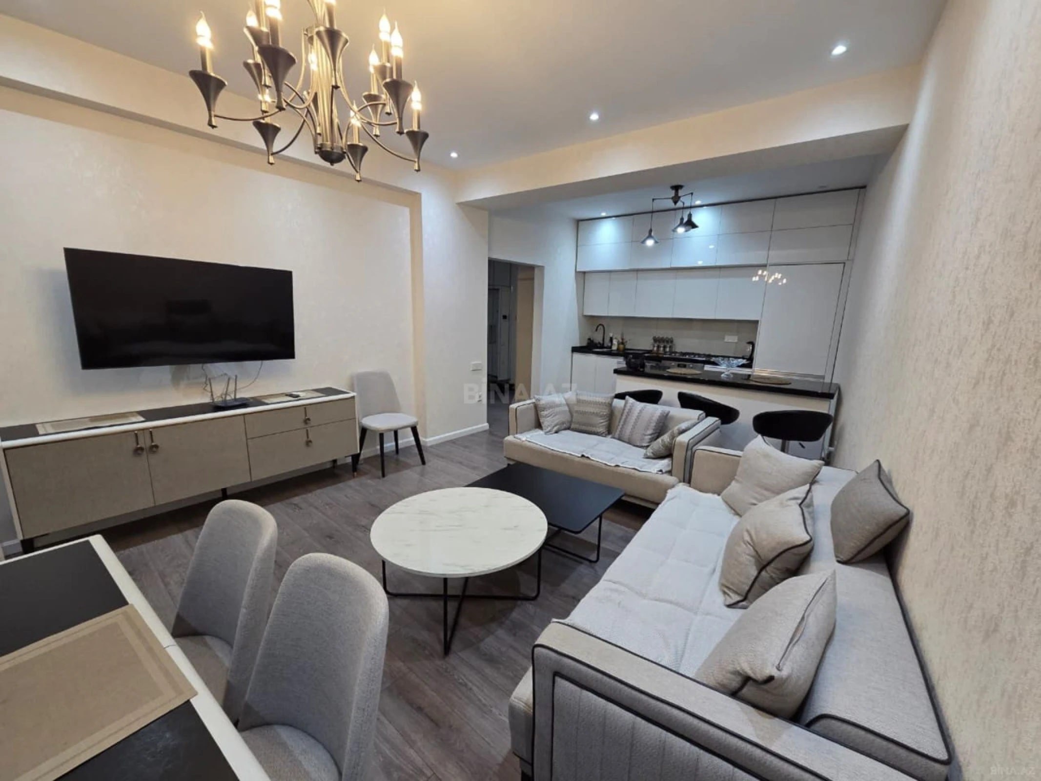 Kirayə verilir 3 otaqlı mənzil 110 m²