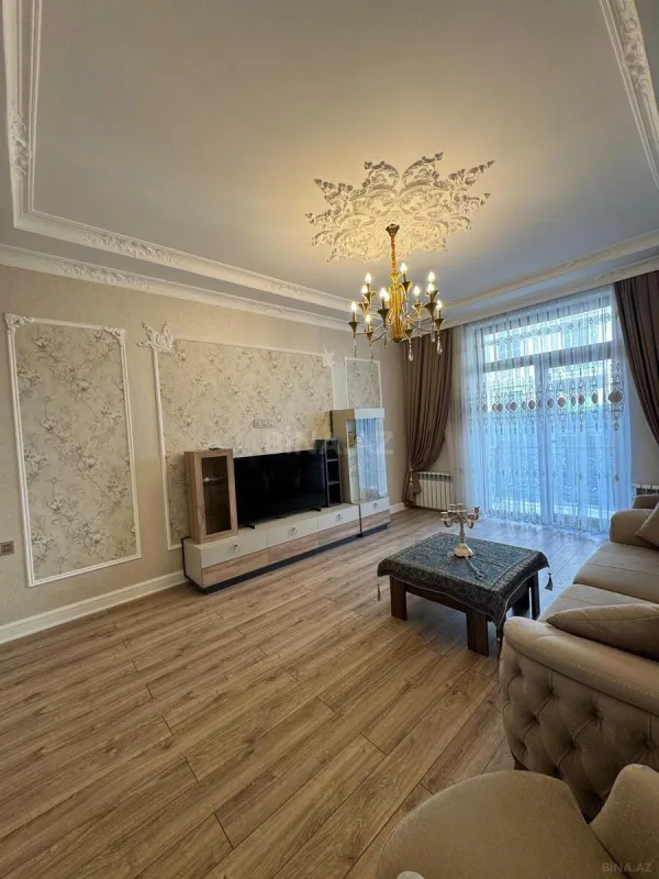 Satılır 2 otaqlı mənzil 92 m²
