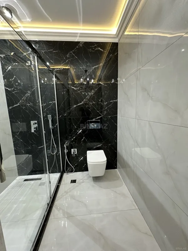 Satılır 2 otaqlı mənzil 86 m²