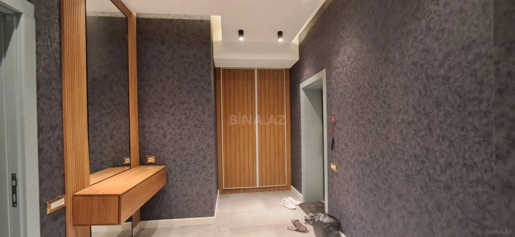 Satılır 3 otaqlı mənzil 120 m²