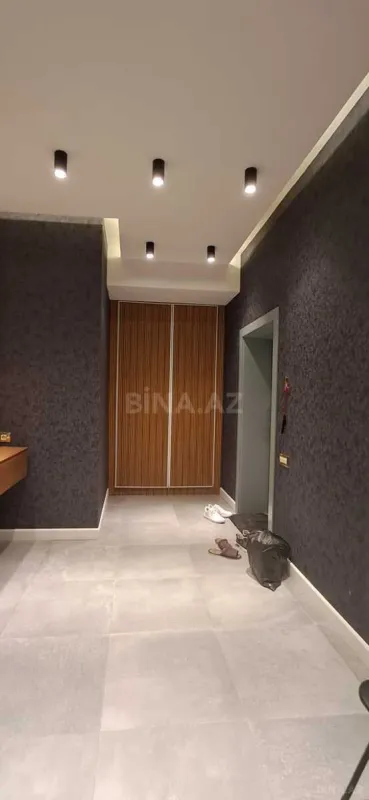 Satılır 3 otaqlı mənzil 120 m²