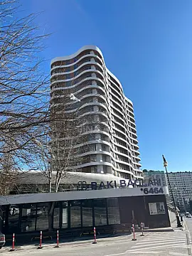 Satılır 3 otaqlı mənzil 144 m²