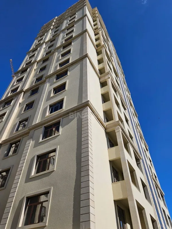 Satılır 3 otaqlı mənzil 137.5 m²
