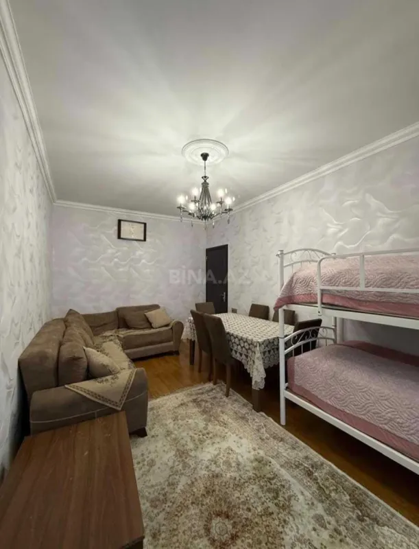Satılır 2 otaqlı mənzil 60 m²